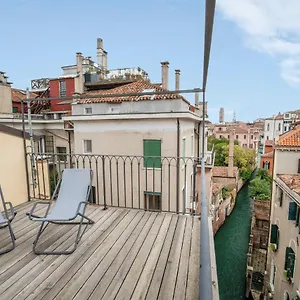 Dorsoduro 1241 By Wonderful Italy , Venedig Italien