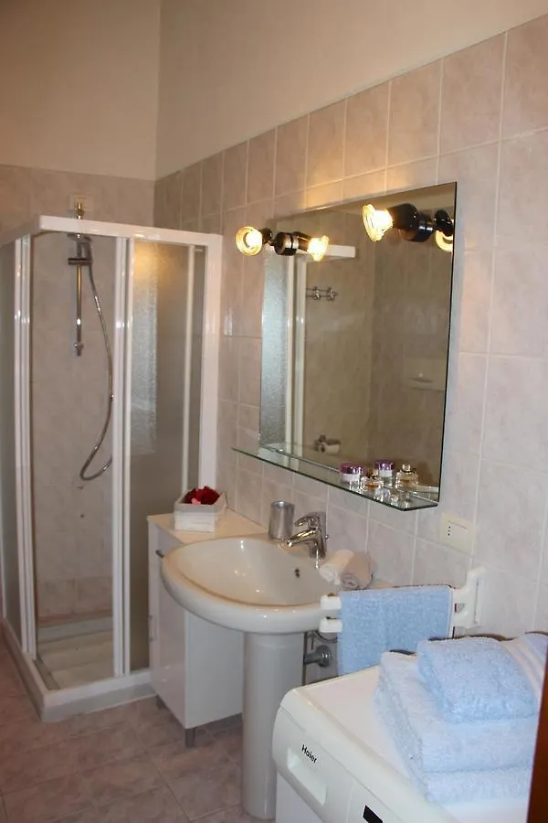Casa Laila&Lisa - Immobiliare Azzurra Apartment Bardolino 0*,